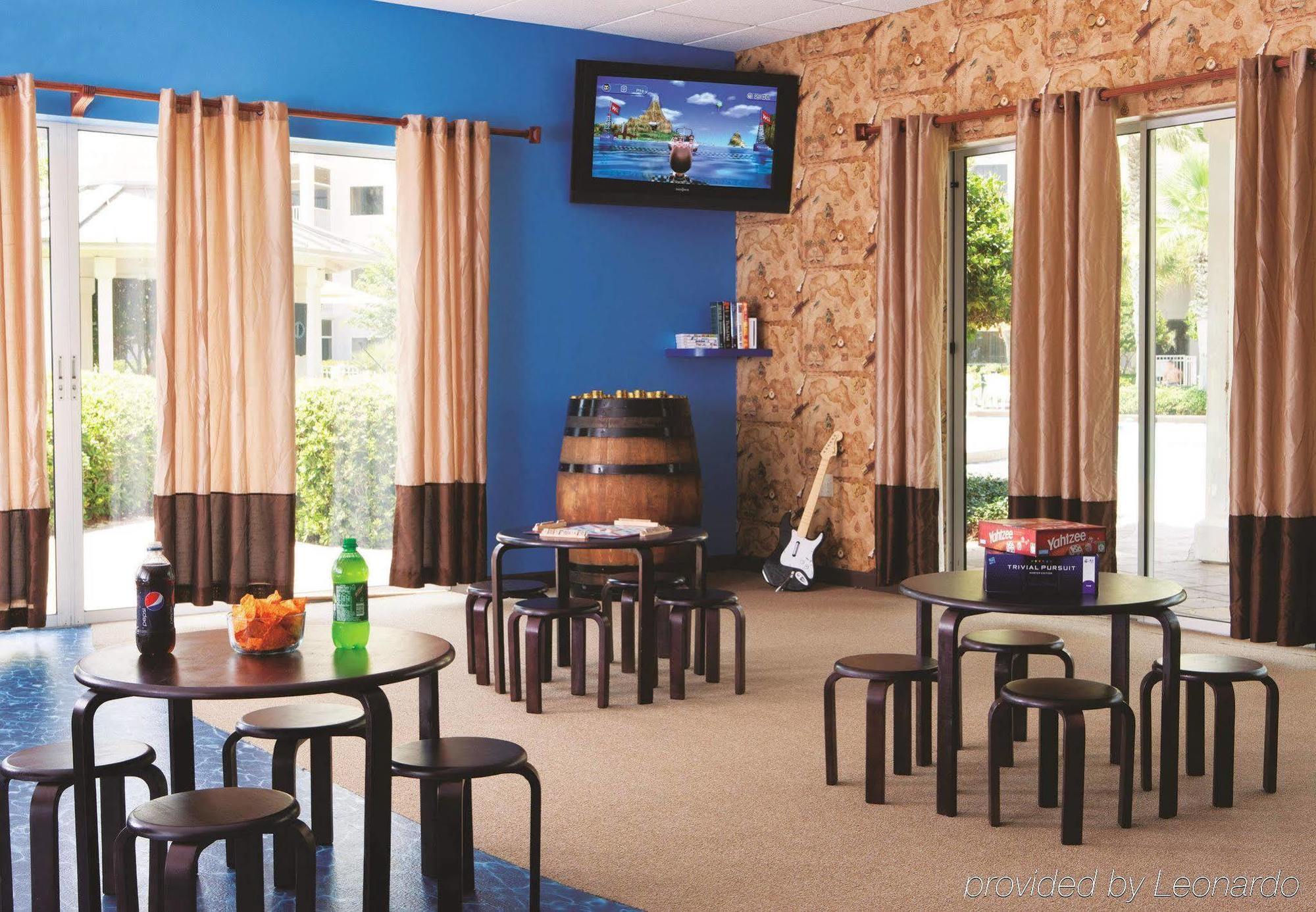 מלון Upper Grand Lagoon Marriott'S Legends Edge At Bay Point מסעדה תמונה